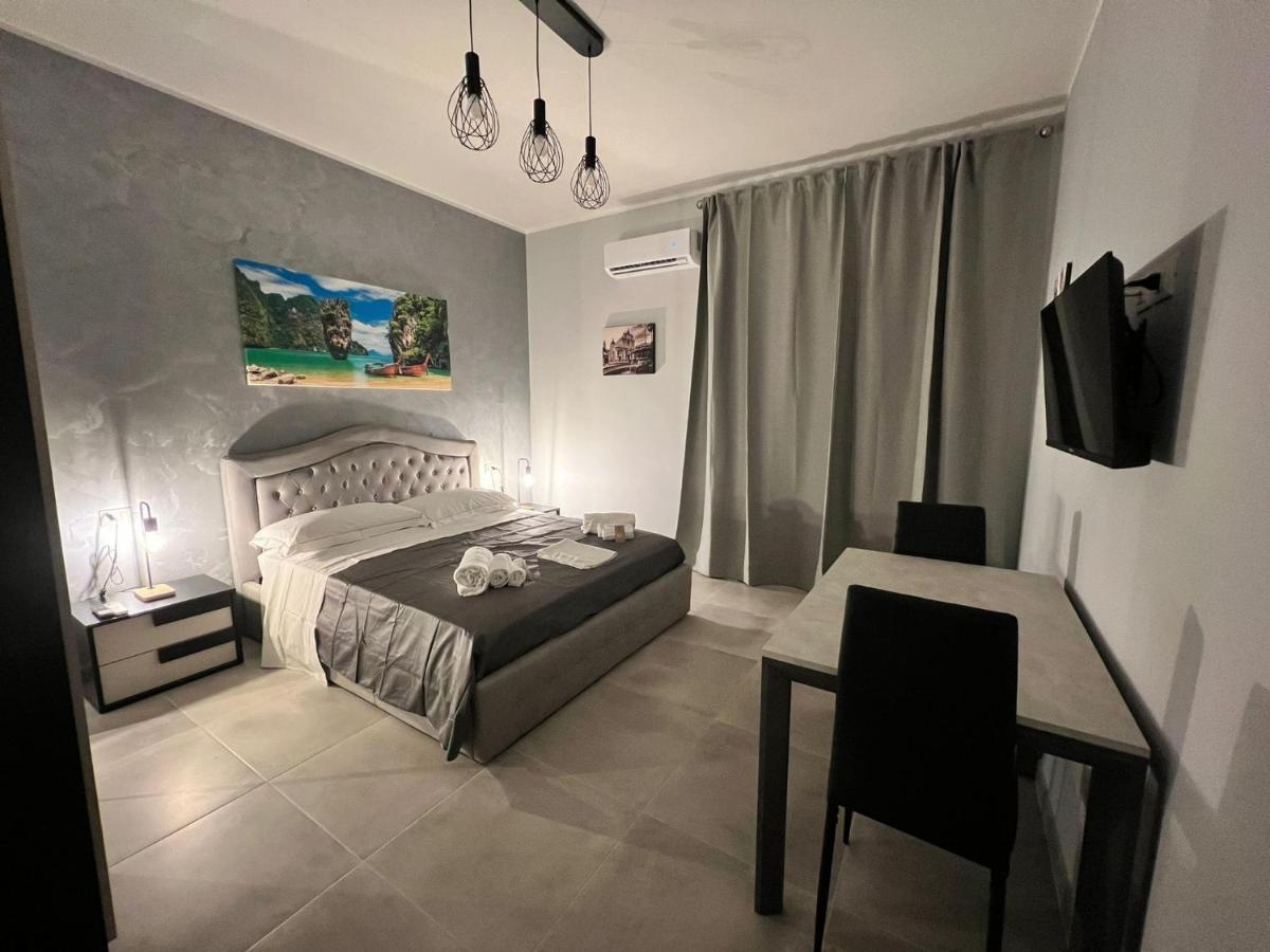 Holiday House Катанія Екстер'єр фото